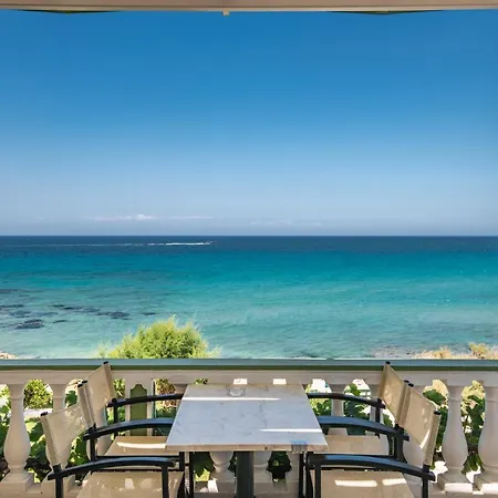 Appart hôtel Achillion & 3*