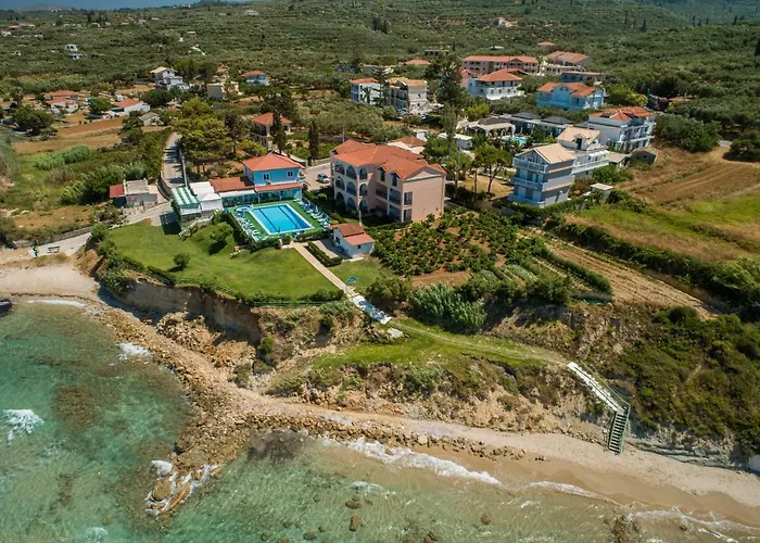 Achillion & Aparthotel 3*